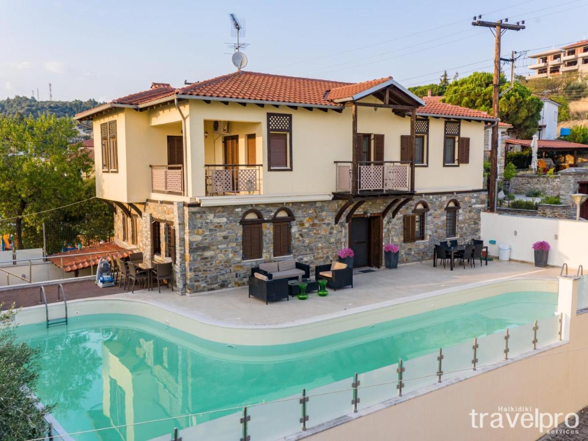 Villa Artemis By Rentalspro - Nikiti Halkidiki Ngoại thất bức ảnh