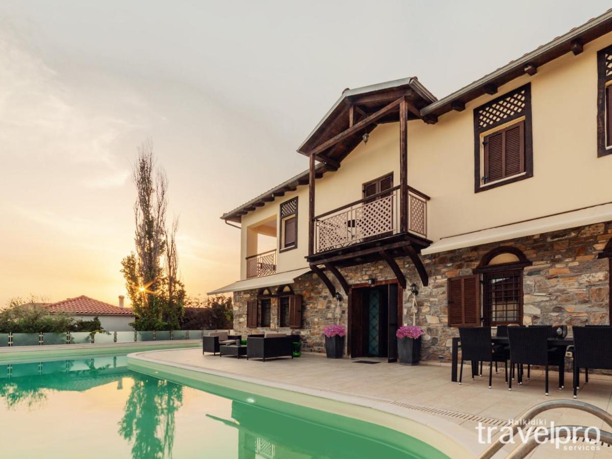 Villa Artemis By Rentalspro - Nikiti Halkidiki Ngoại thất bức ảnh